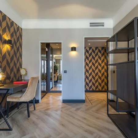 Leonardo The Plaza Hotel 4*